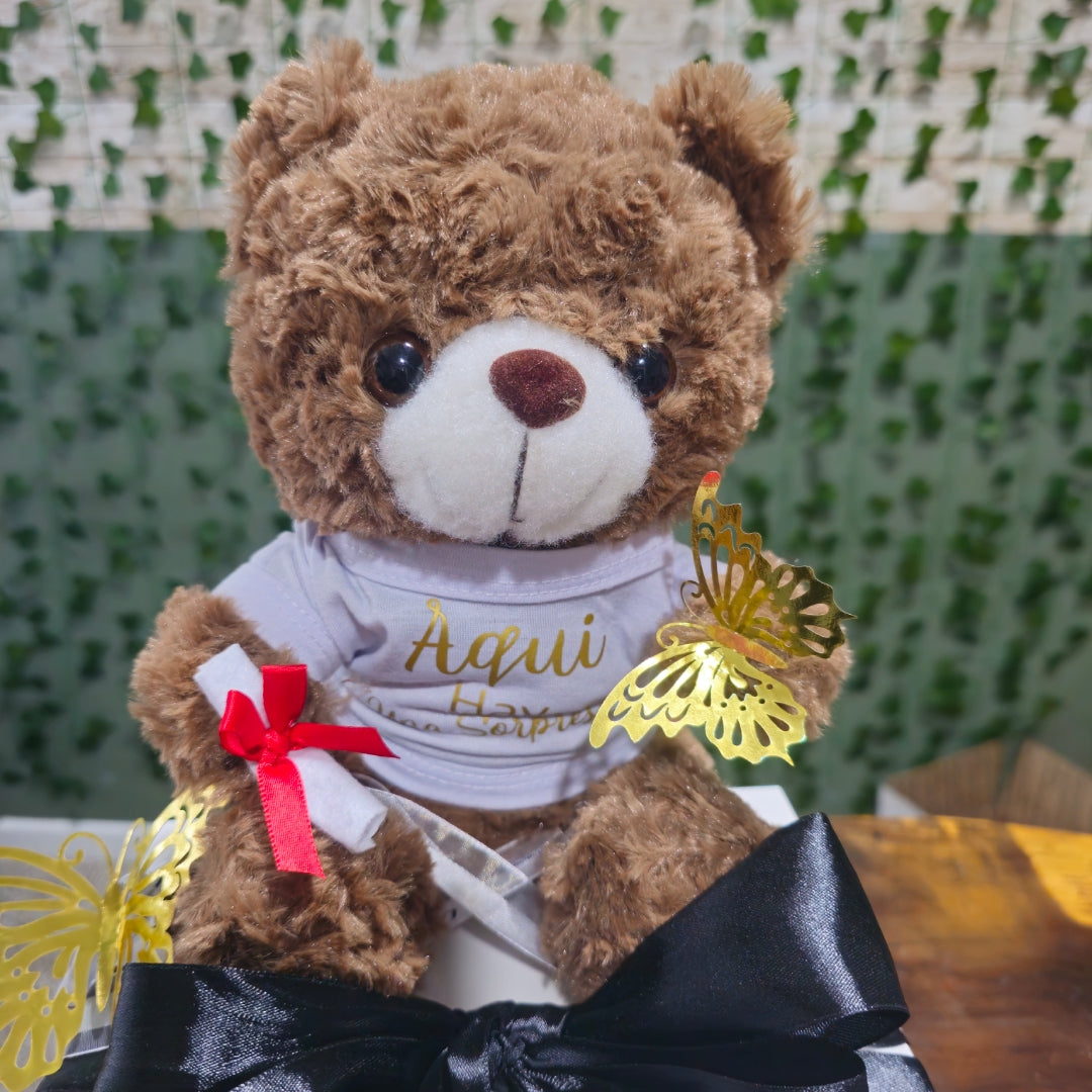 Caja con rosas, chocolates y oso